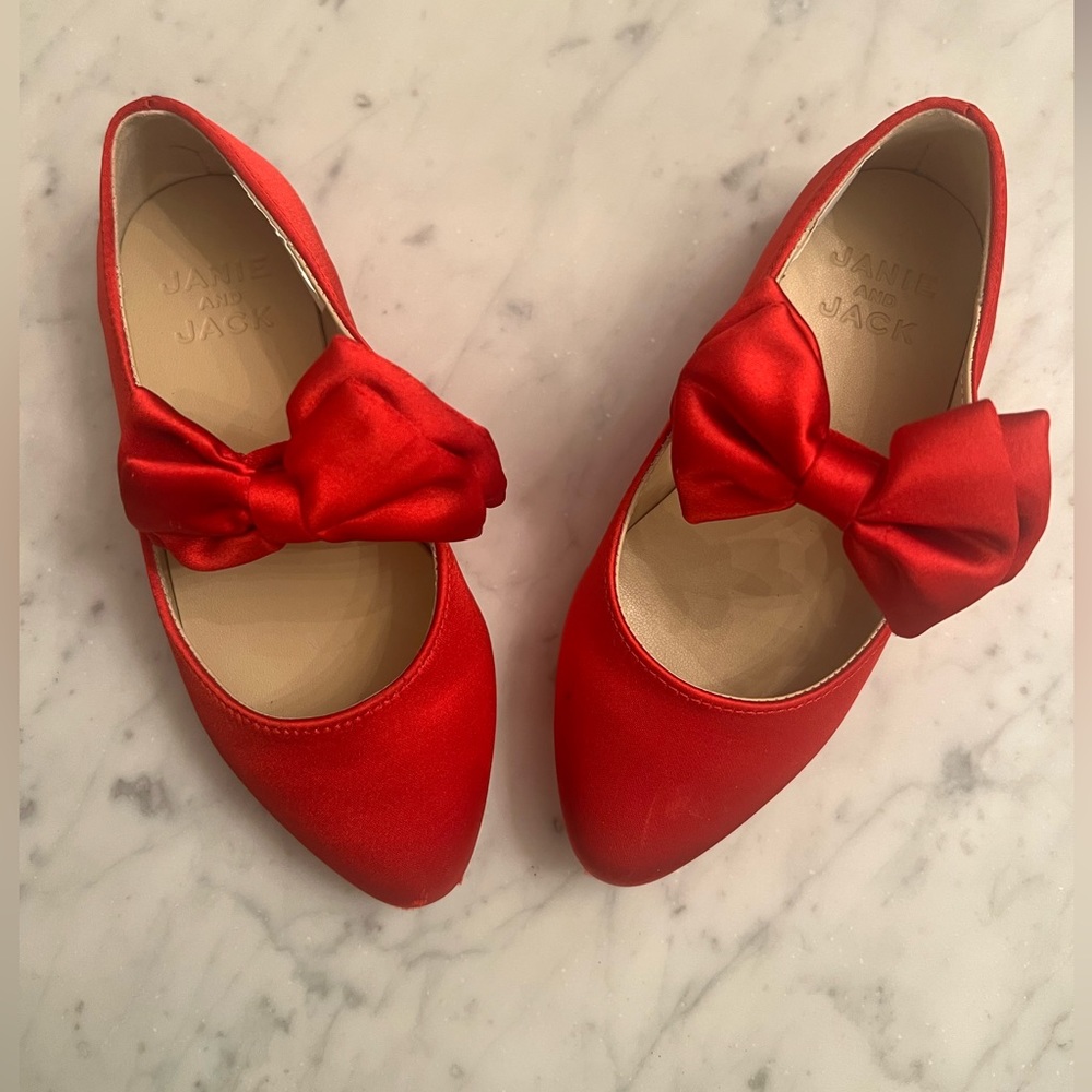 Janie and Jack Satin Red Shoes with Bow - Size 8
